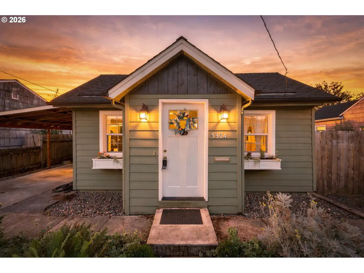5304 SE Rural St, Portland, OR 97206 - #1