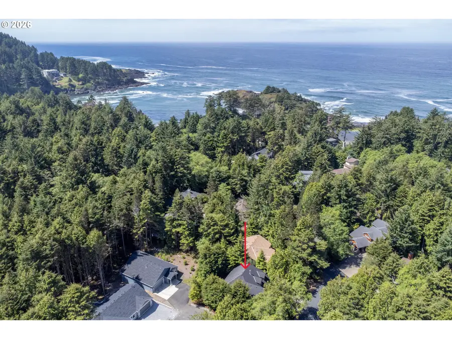 170 SW Cormorant, Depoe Bay, OR 97341 - #3