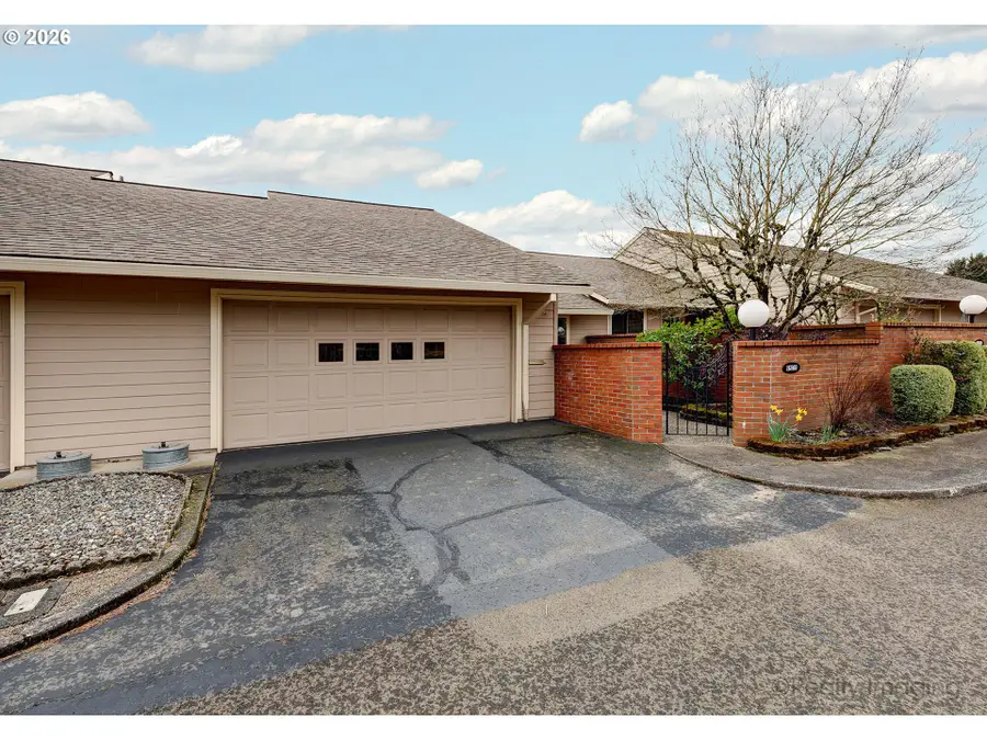 16860 SW Camino Dr, King City, OR 97224 - #2