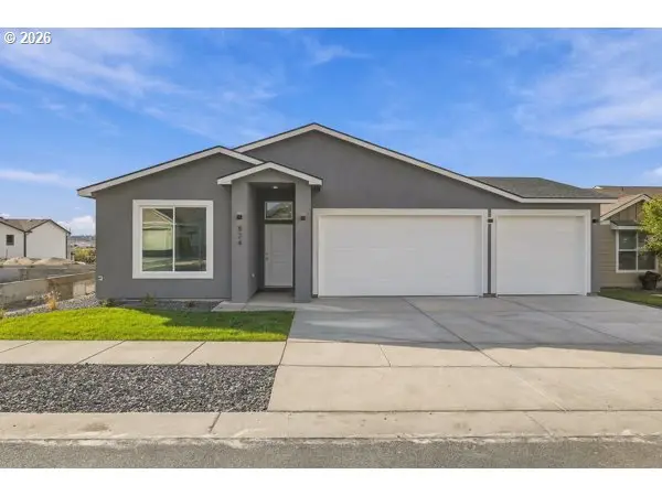 824 E Montana, Hermiston, OR 97838 - #2