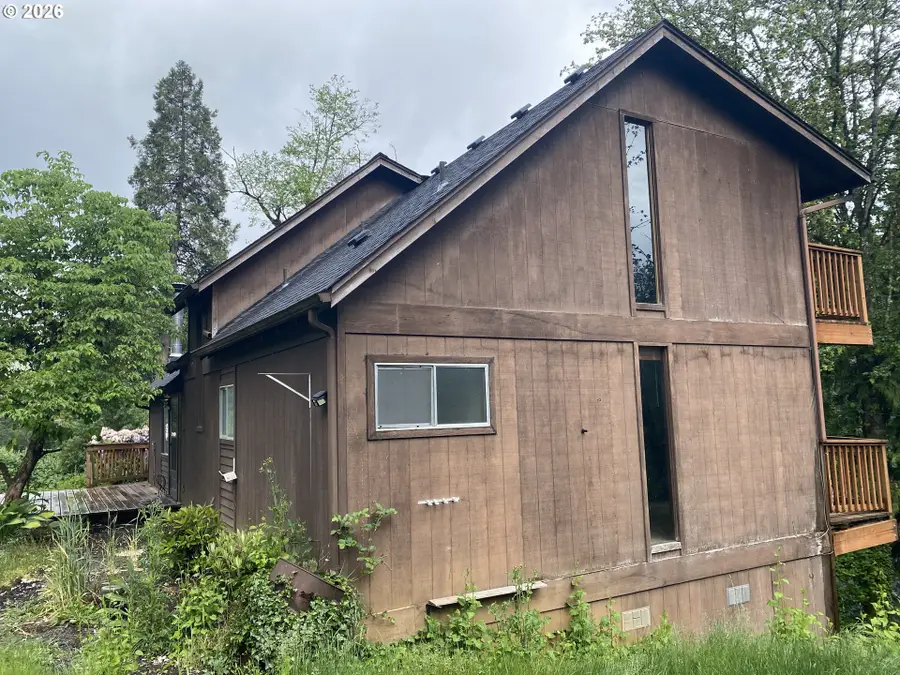 45300 Goodpasture Rd, Vida, OR 97488 - #3