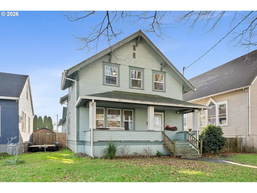 2205 5th St, Tillamook, OR 97141 - Image #3