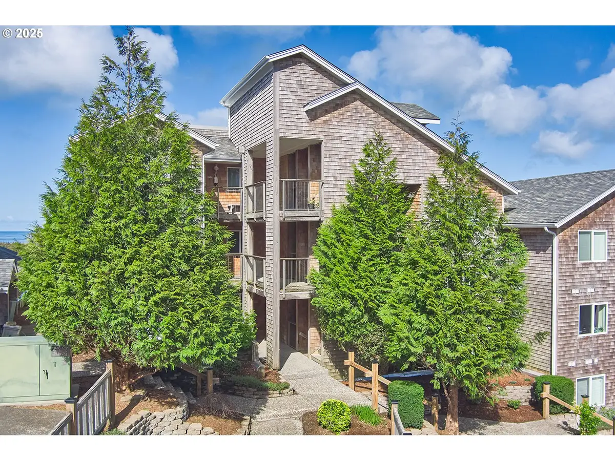 2815 Willows Rd, Seaview, WA 98644 - Image #1