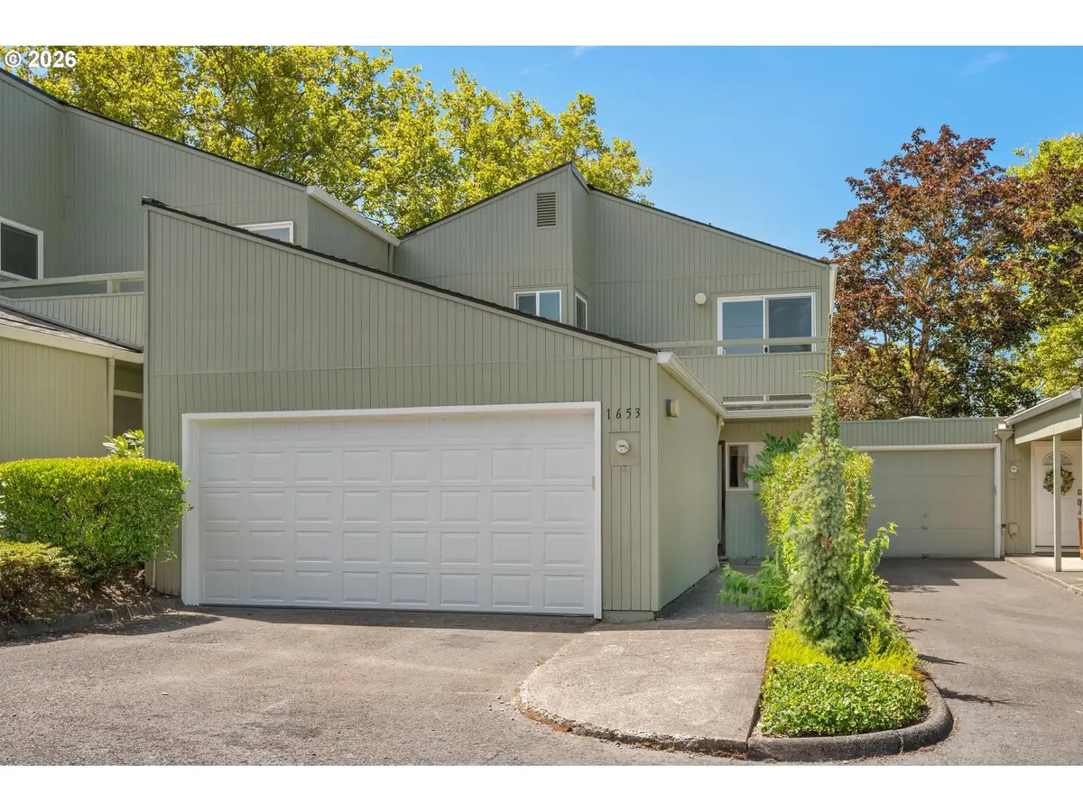 1653 NW Rolling Hill Dr, Beaverton, OR 97006 - #1