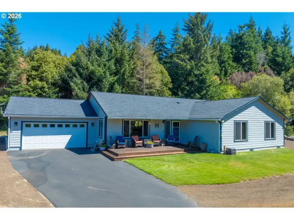28241 Hunter Creek Hts, GoldBeach, OR 97444
