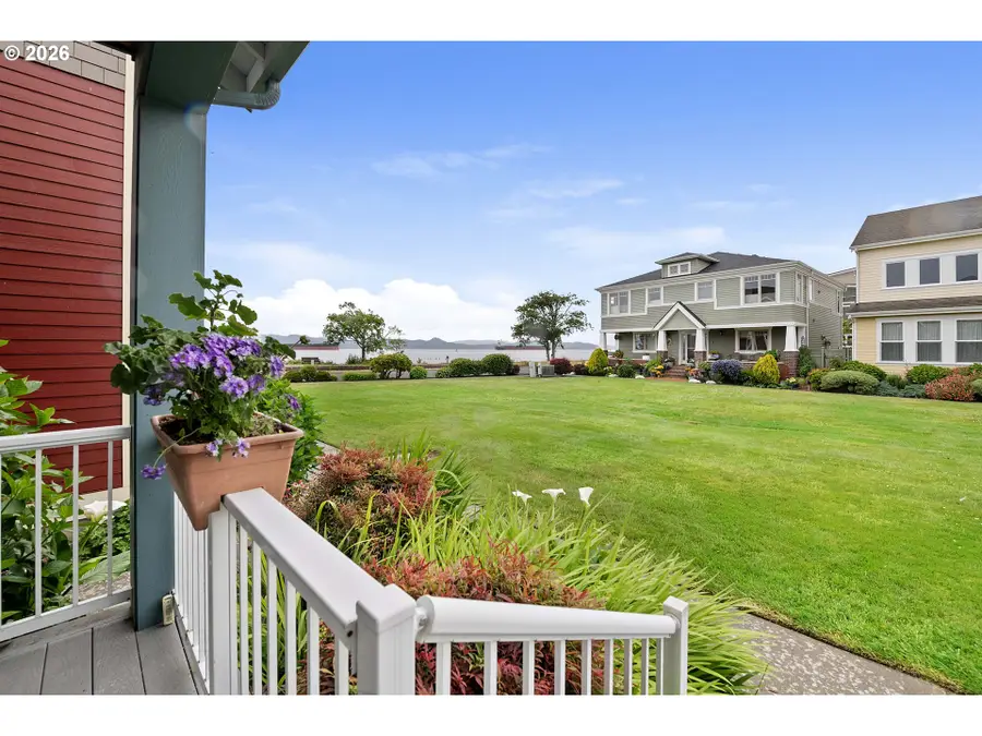 230 Roundhouse Rd, Astoria, OR 97103 - #3