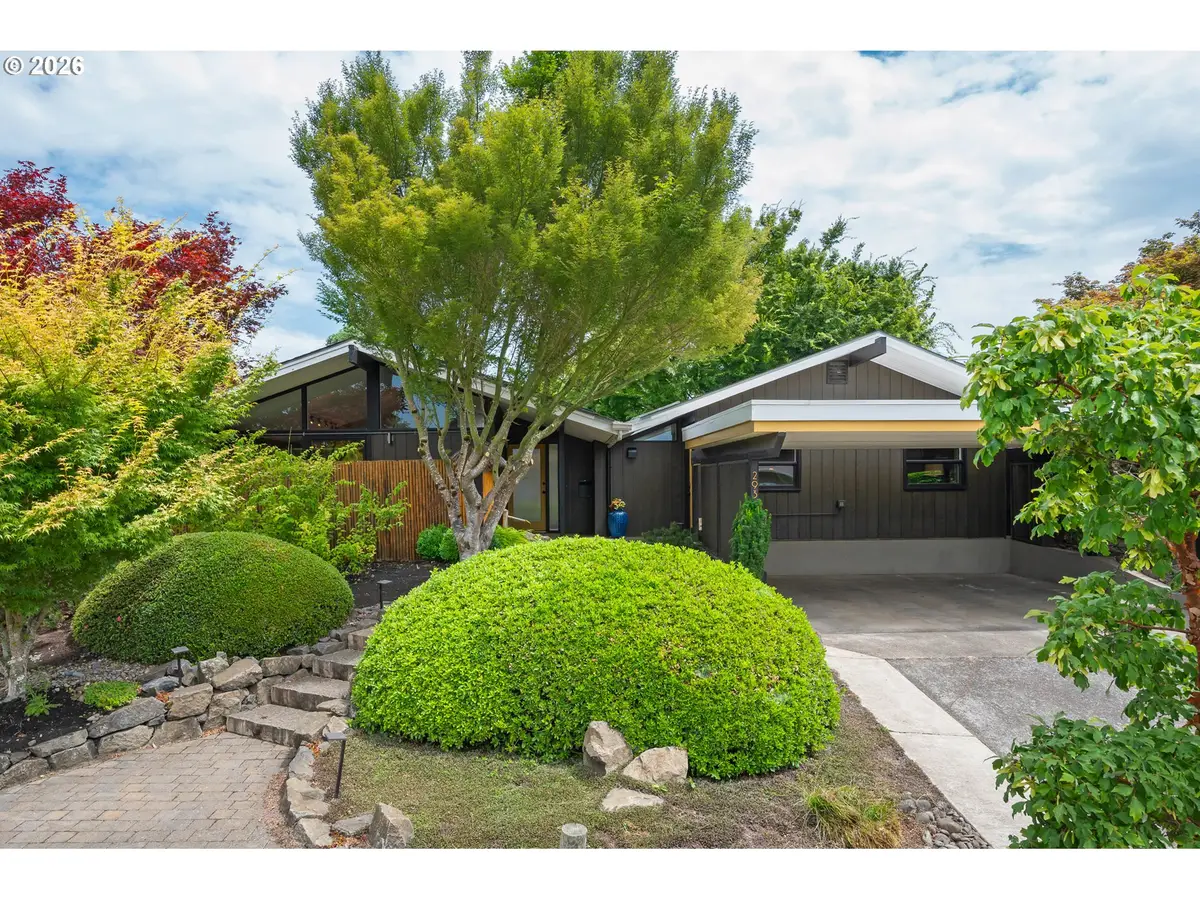293 Roan Dr, Eugene, OR 97401 - #1