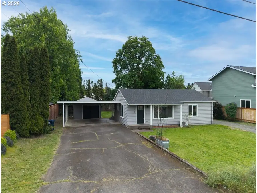 3588 Sisters View Ave, Eugene, OR 97401 - #3