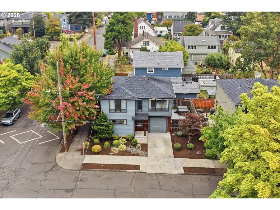 4588 NE Cleveland Ave, Portland, OR 97211 - #2
