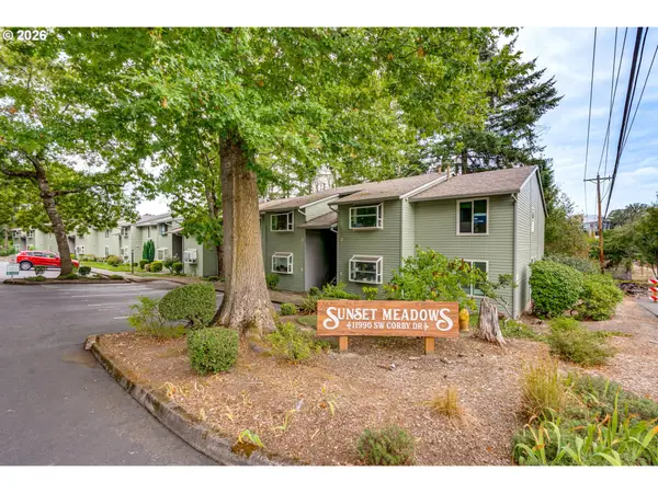 11990 SW Corby Dr, Portland, OR 97225