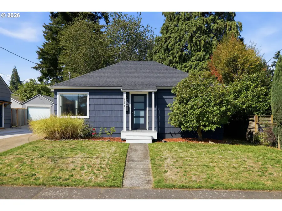1233 NE 76th Ave, Portland, OR 97213 - #2