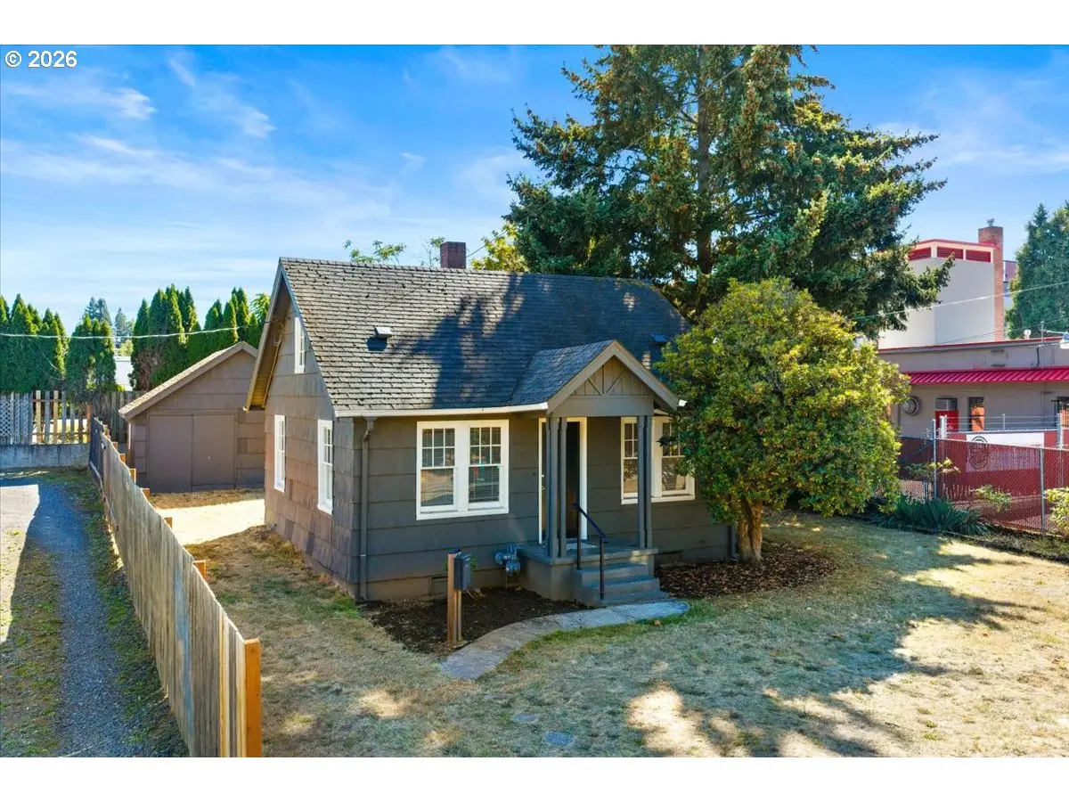 5926 NE Going St, Portland, OR 97218 - #1