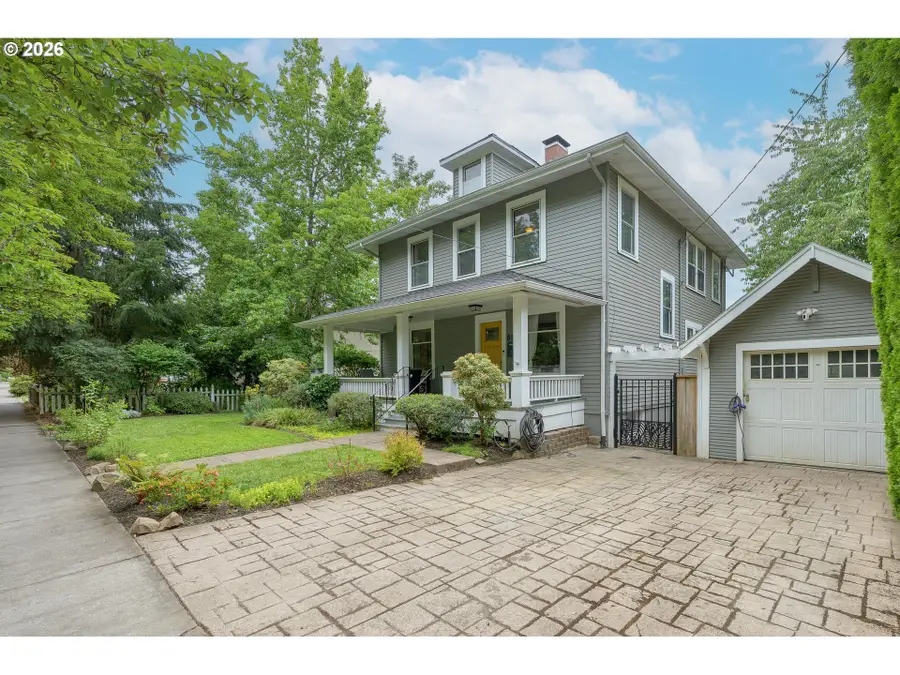 813 SE Davis St, McMinnville, OR 97128 - #3
