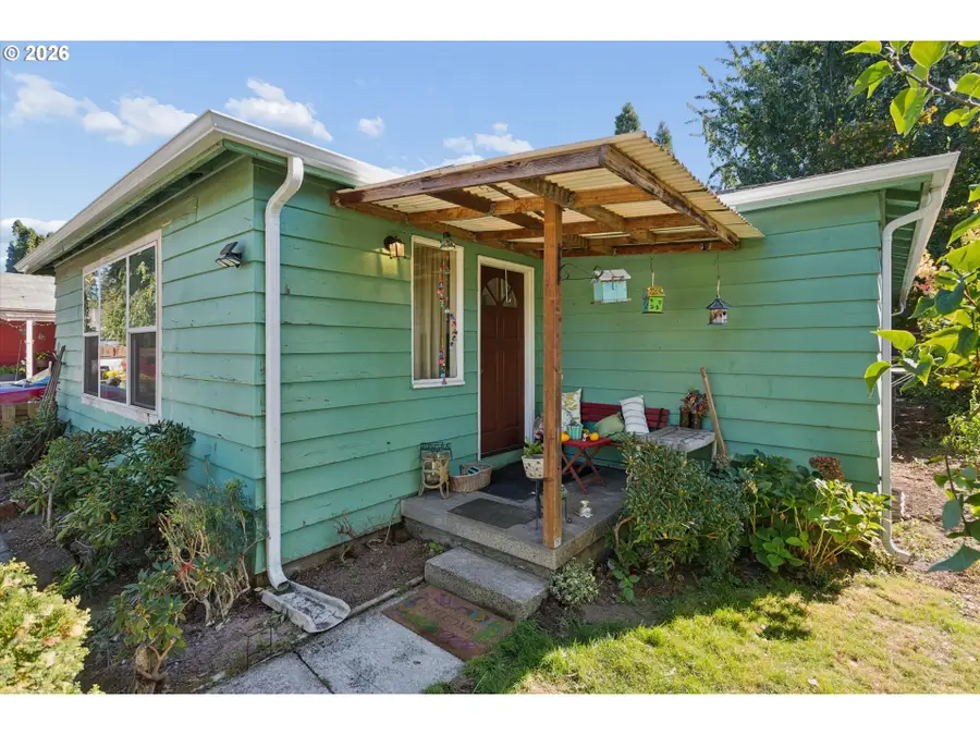 70 SW Williams Dr, Beaverton, OR 97005 - #2