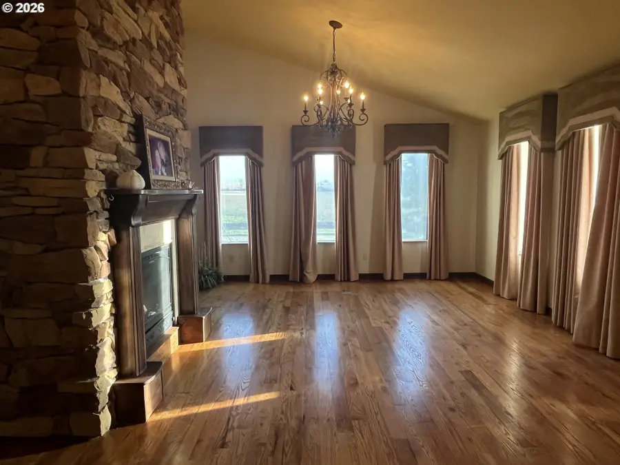 80805 Tabor Rd, Hermiston, OR 97838 - #3