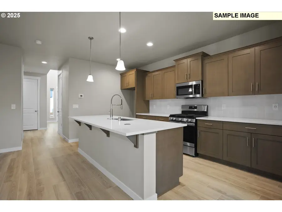 1304 W 11th St, La Center, WA 98629 - #3