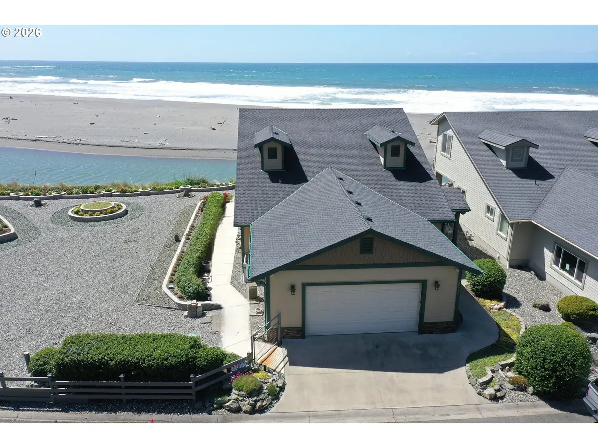 28978 Vizcaino Ct, Gold Beach, OR 97444 - #1