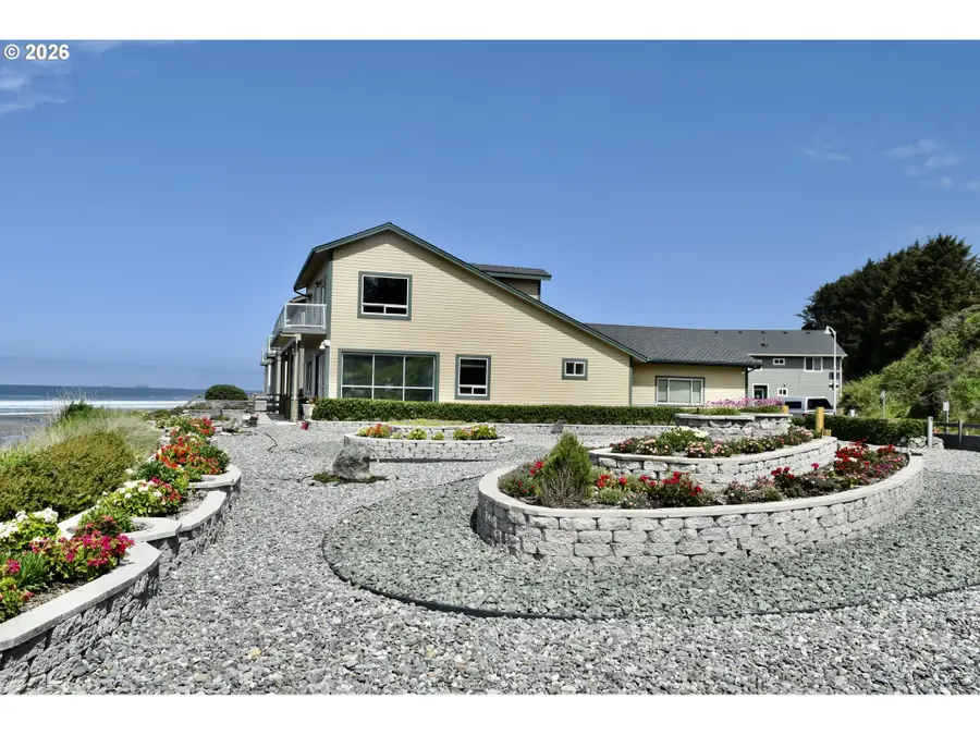 28978 Vizcaino Ct, Gold Beach, OR 97444 - #2