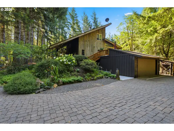 12251 SW East Creek Rd, Willamina, OR 97396