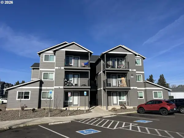 972 N 2nd St #84, Jefferson, OR 97352