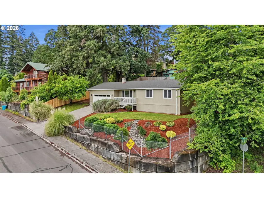 511 W 3rd St, La Center, WA 98629 - #3