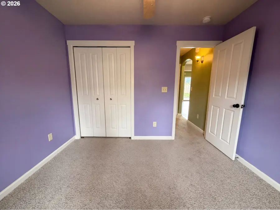 1615 SE Jonathan Ave, Dallas, OR 97338 - #3