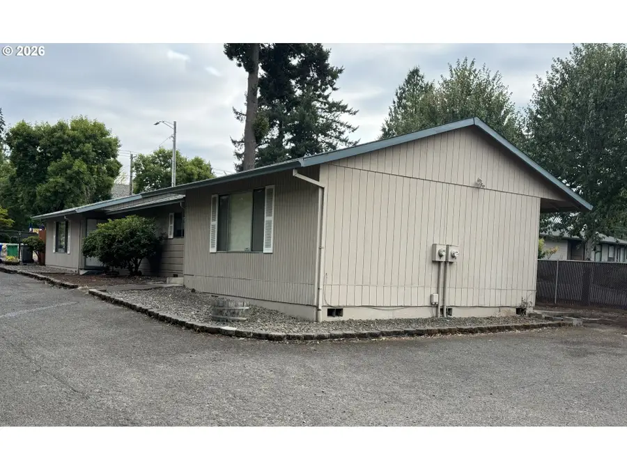 12835 SE Foster Rd, Portland, OR 97236 - #2