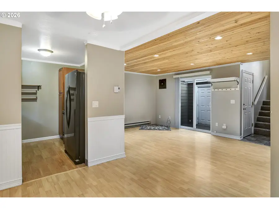 1640 Village Park Pl, West Linn, OR 97068 - #2