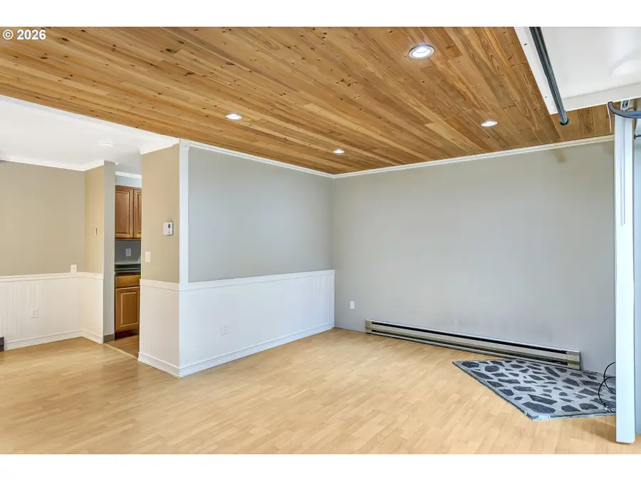 1640 Village Park Pl, West Linn, OR 97068 - #3