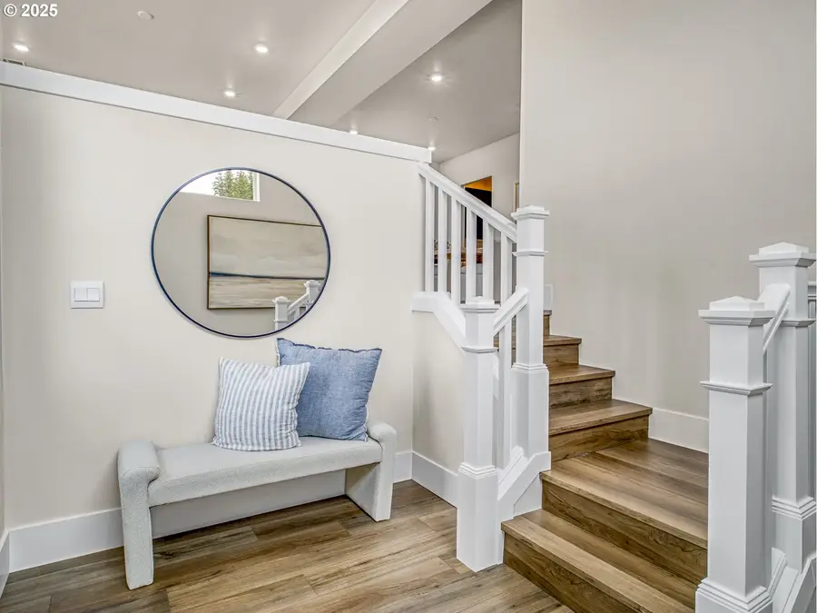 17715 SW Alvord Ln, Beaverton, OR 97007 - Image #3