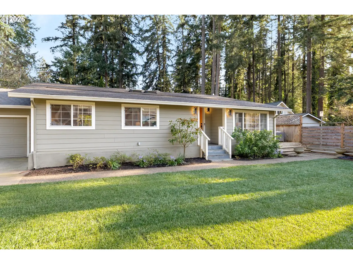 5262 Rosewood St, Lake Oswego, OR 97035 - #1