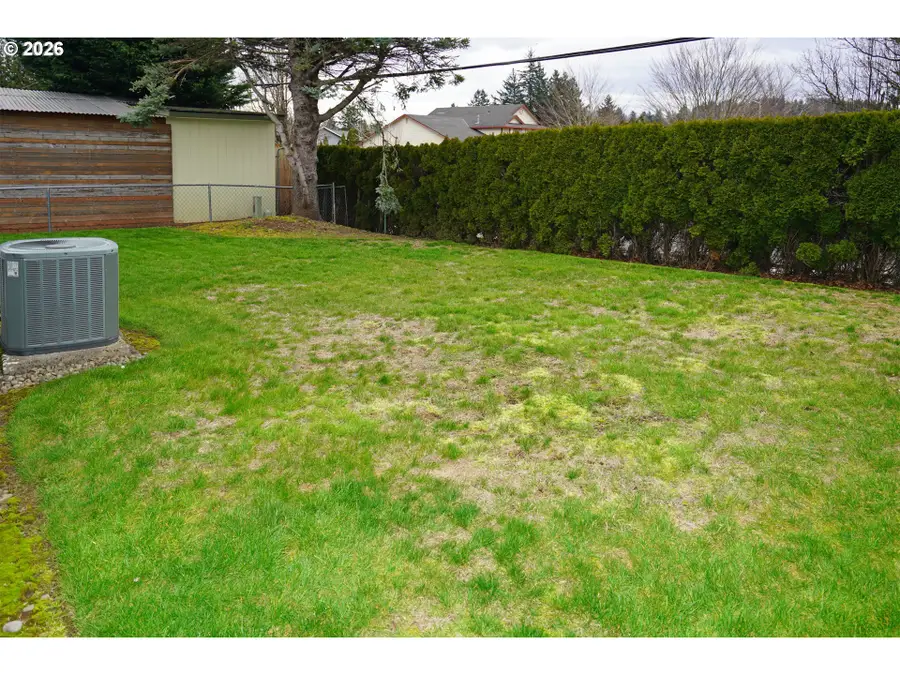 116 SE 8th St #21, Troutdale, OR 97060 - #3