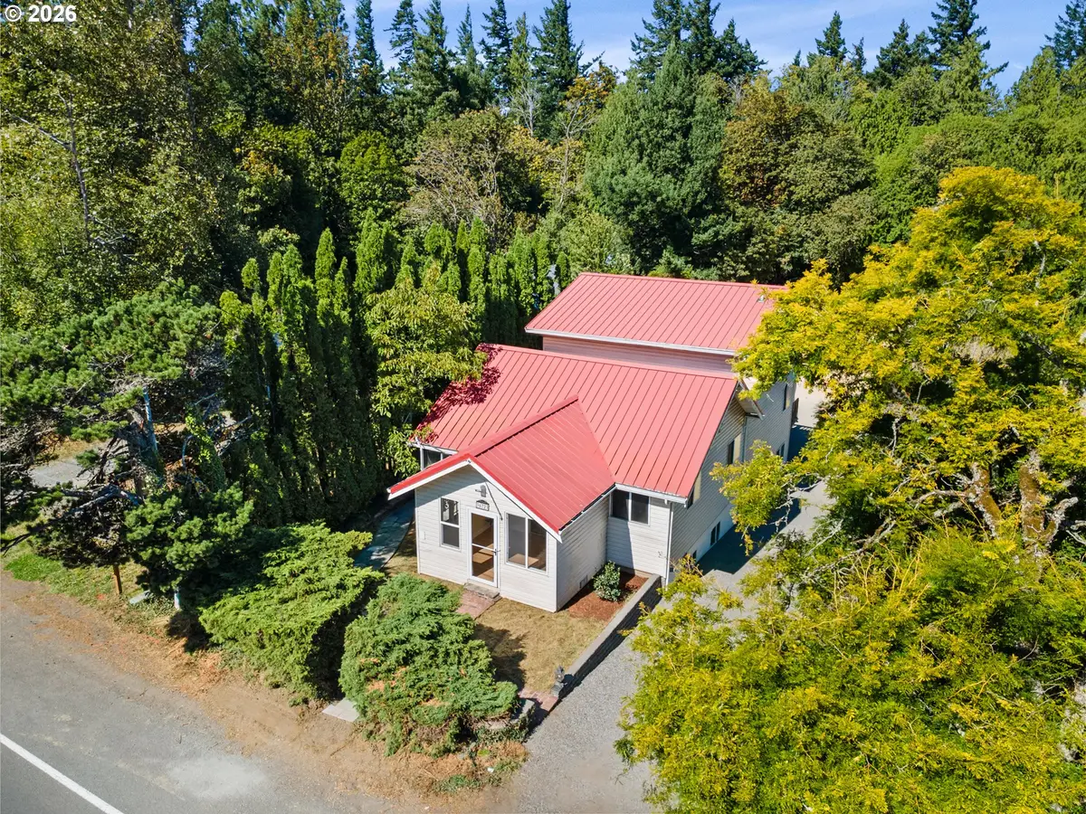 36723 E Hist Columbia River Hwy, Corbett, OR 97019 - #1