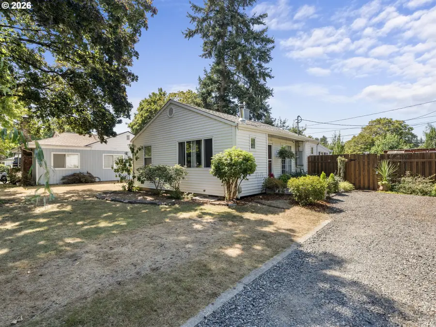 4043 SE 116th Ave, Portland, OR 97266 - #2
