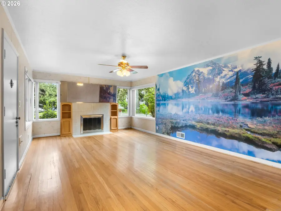 2040 N Rosa Parks Way, Portland, OR 97217 - #3