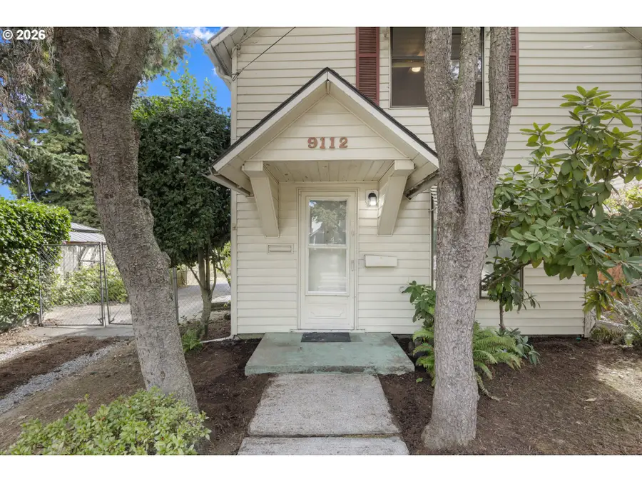 9112 N Portsmouth Ave, Portland, OR 97203 - #2