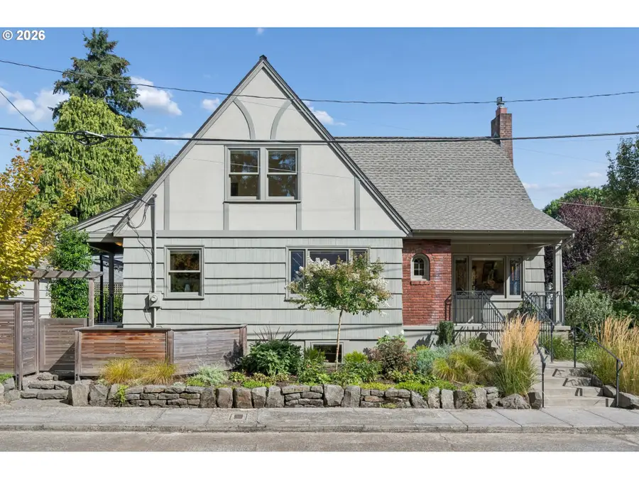 1403 SE Rex St, Portland, OR 97202 - #2