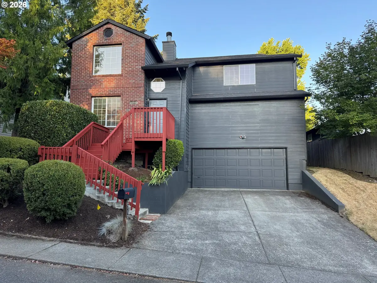 2713 SW Hume Ct, Portland, OR 97219 - #1