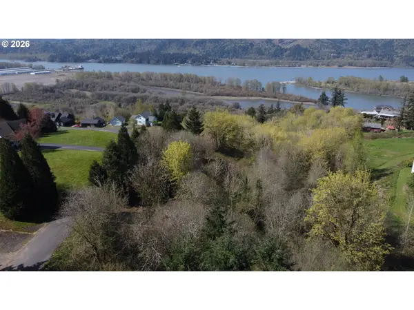 420 Topeka Rd, Kelso, WA 98626