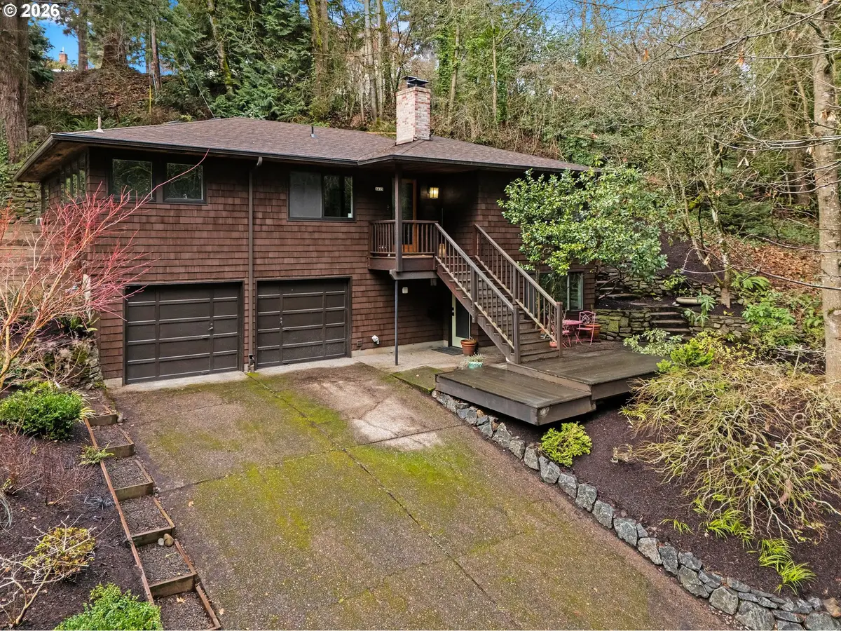 6415 SW Terwilliger Blvd, Portland, OR 97239 - Image #1