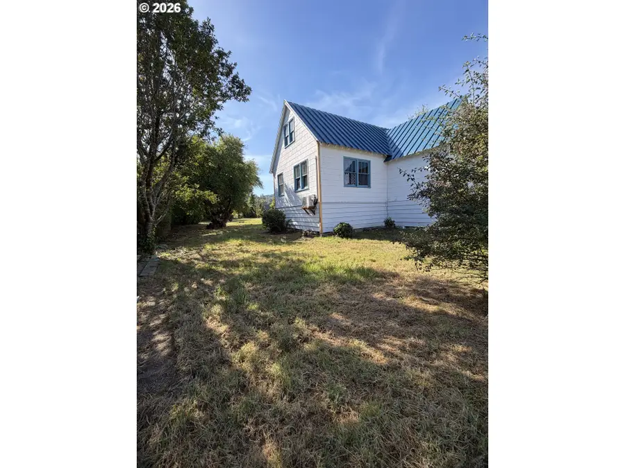 64183 Watsonville Rd, Eastside, OR 97420 - #3