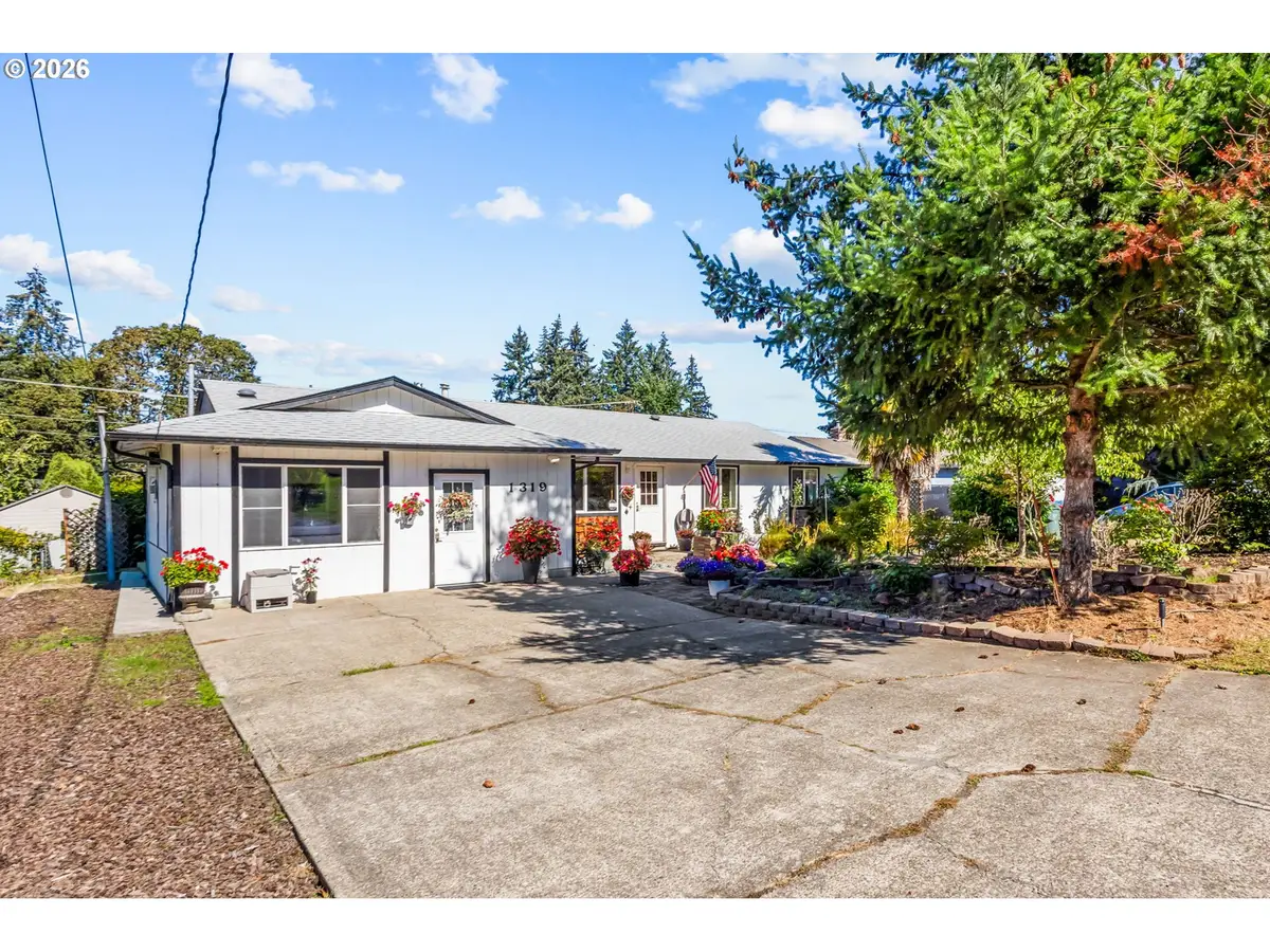 1319 Hemlock St Nw, Salem, OR 97304 - #1