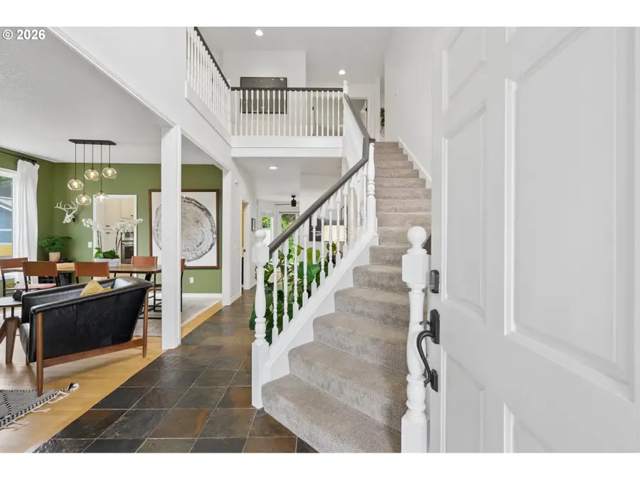 9509 SW View Point Ter, Portland, OR 97219 - #3