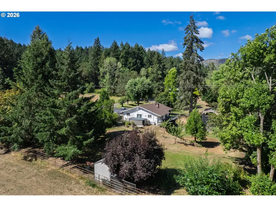604 Woodruff Rd, Roseburg, OR 97471 - #3