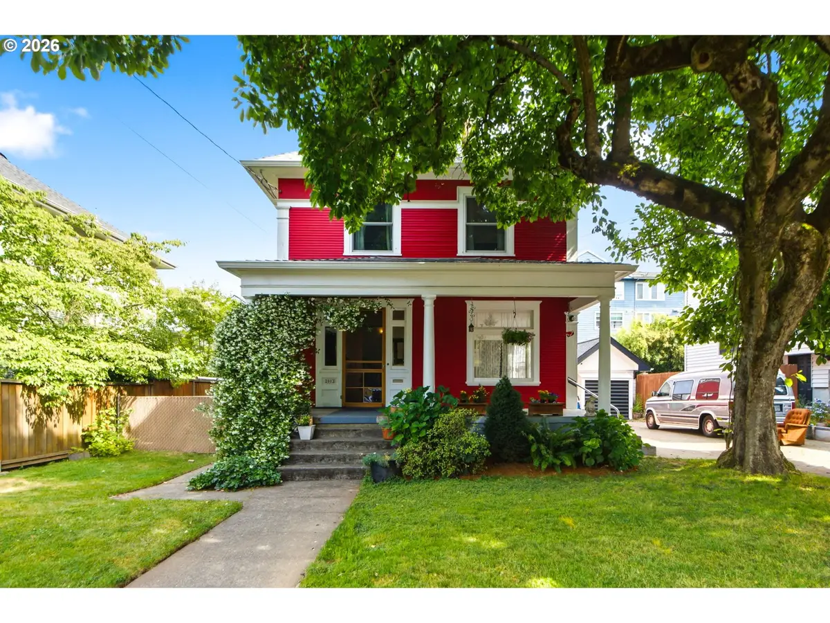 2003 NE Halsey St, Portland, OR 97232 - #1