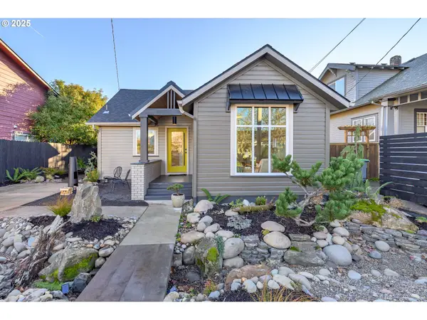 326 NE 8th St, McMinnville, OR 97128