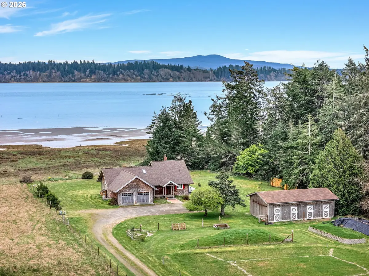 25906 Sandridge Rd, Ocean Park, WA 98640 - #1