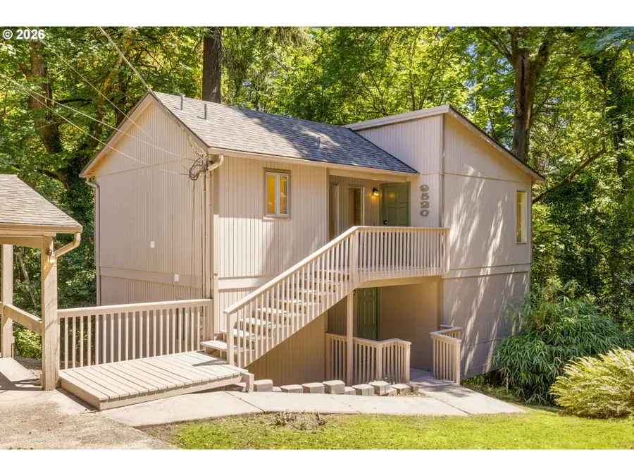 9520 SW 8th Ave, Portland, OR 97219 - #3