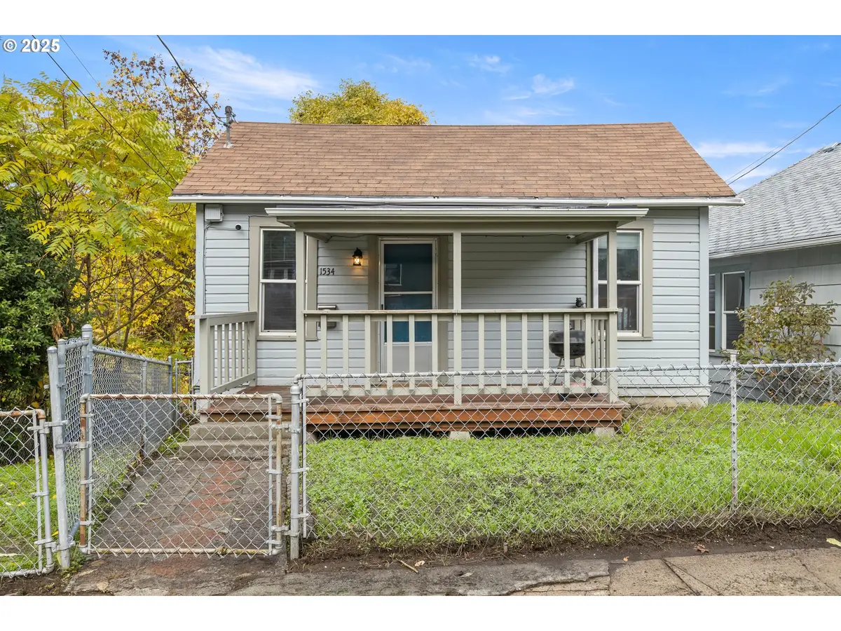 1534 SE Main St, Roseburg, OR 97470 - Image #1