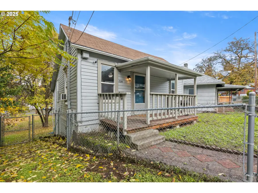 1534 SE Main St, Roseburg, OR 97470 - Image #3